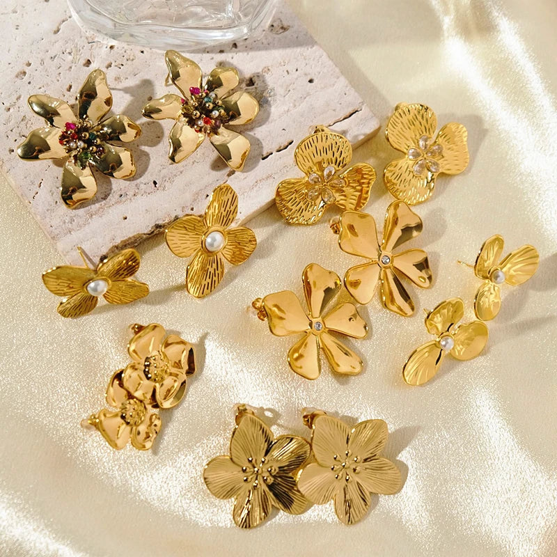 Hot Selling Light Luxury Non Tarnish Stainless Steel Jewelry Accessories Fashion Gold Flower Stud Earrings Gifts for Women