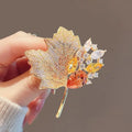 Retro Hollowed Out Crystal Brooch for Women With a High-end Rhinestone Maple Leaf Brooch