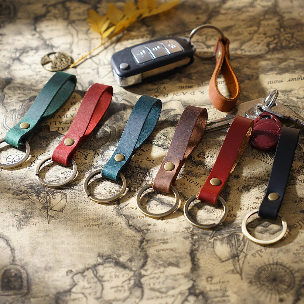 Fashion GENUINE Leather Keychain Custom Logo Car Key Chain Key Holder Ring Crazy Horse Leather Keychain