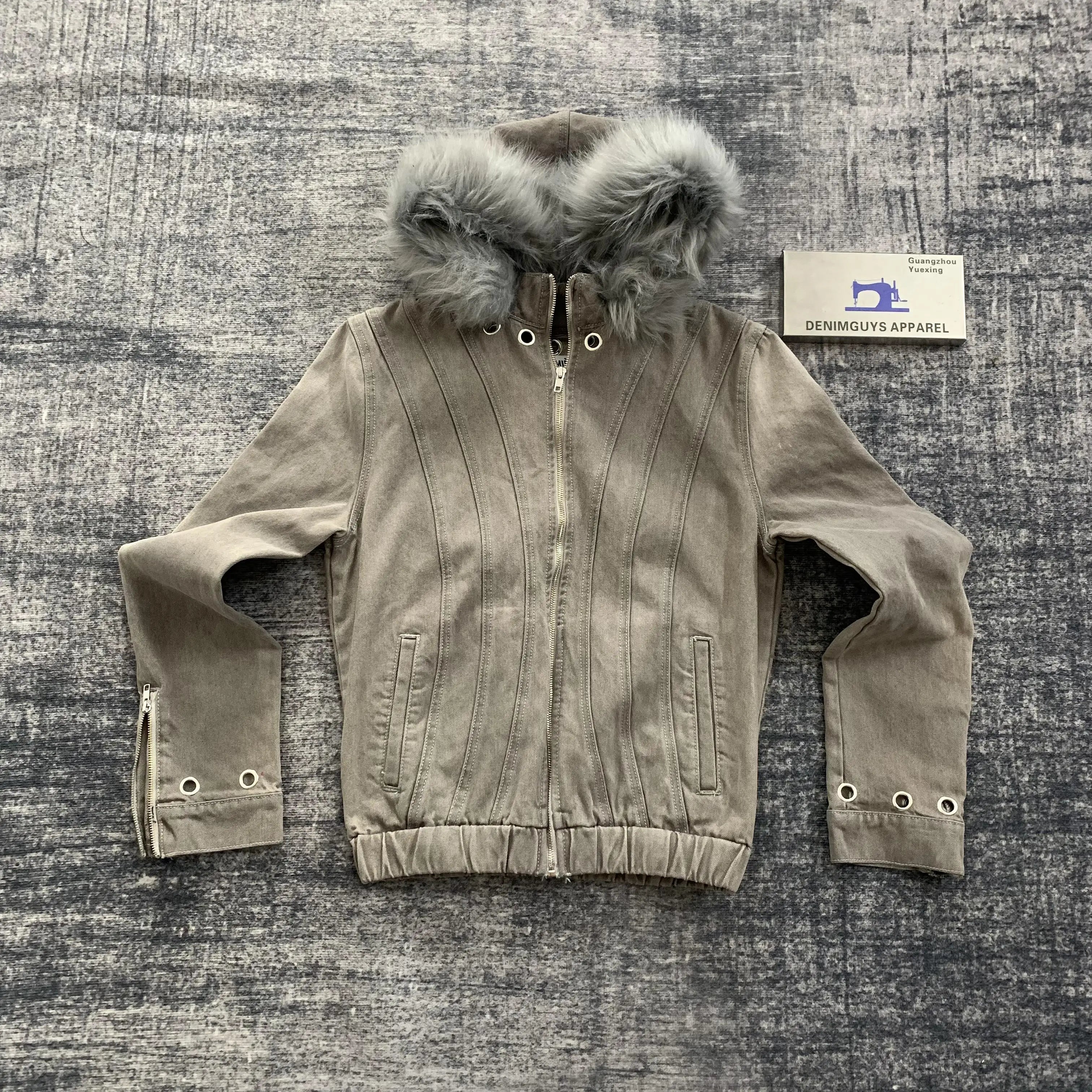 DENIMGUYS Autumn Men Street Casual Outwear Custom Fur Hood Collar Denim Coat Men's Trucker Eyelet Jacket