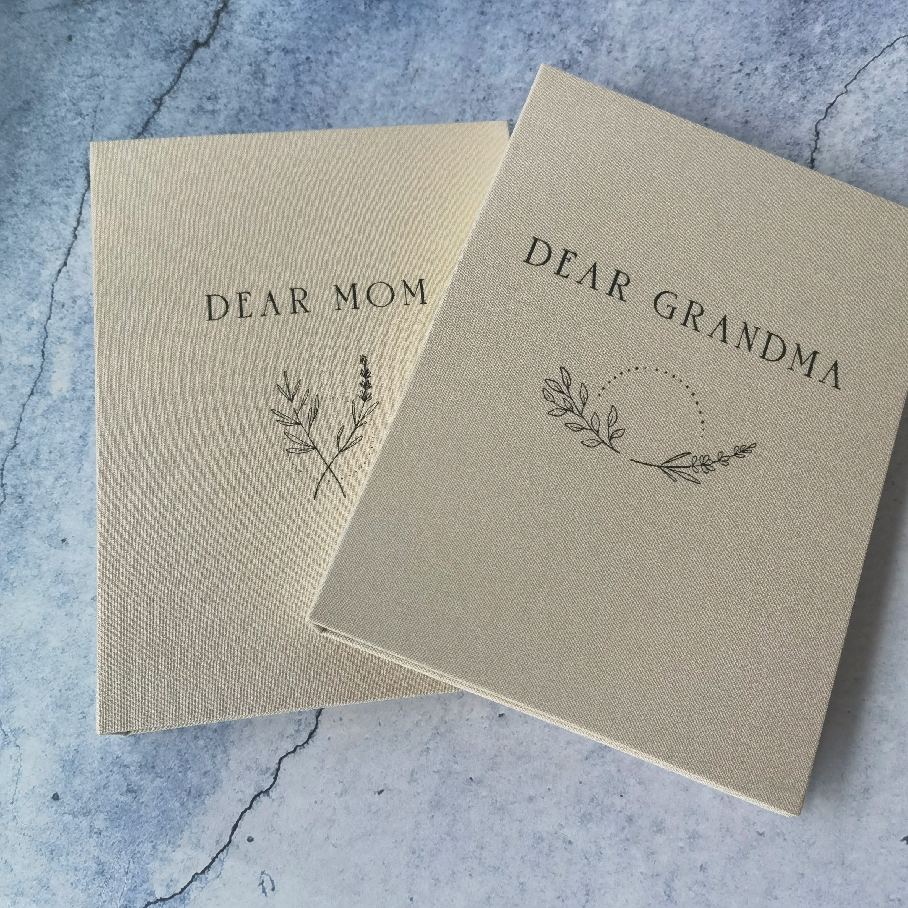 Elegant Custom Color Foil Stamping Kraft Paper Calendar with Offset Printing and Texture Finish