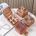 New Arrival Retro Portable Travel Jewelry Storage Box Ethnic Prints PU Leather Jewelry Organizer for Ring Packaging