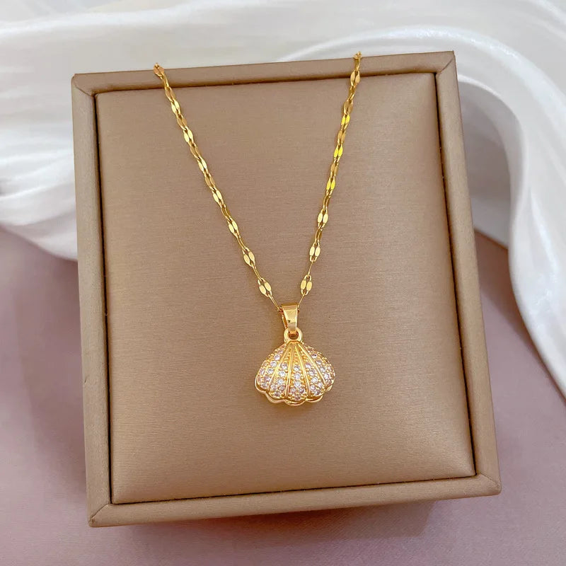 Korean Fashion Shell Pearl Necklace for Women Stainless Steel Marine Banquet Wedding Jewelry Gift