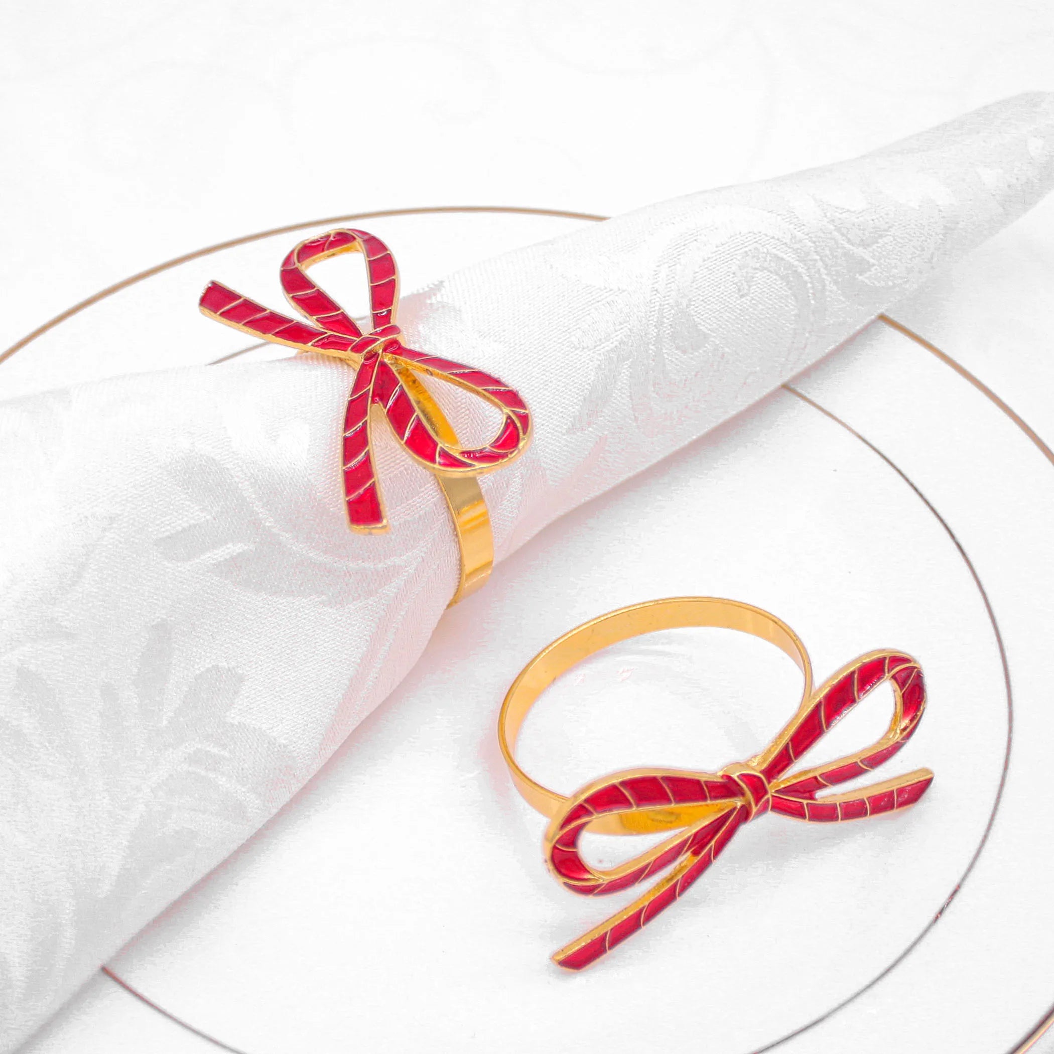 Cute Table Decoration Metal Napkin Holder Red Bow Napkin Rings for Wedding Serviette