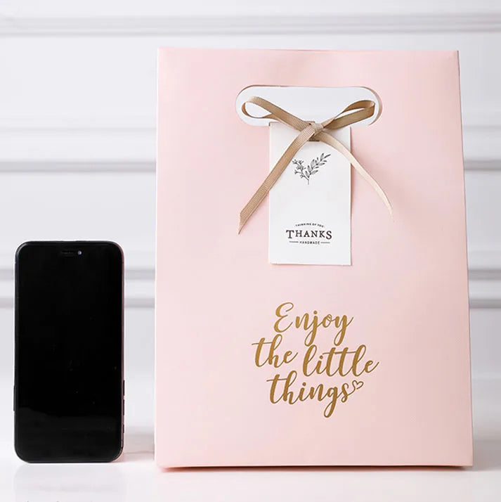 Luxury Foil Paper Bag Aluminium Foil Pouch Bag with logo Customized Size pink Color Cardboard Paper Shopping Bag