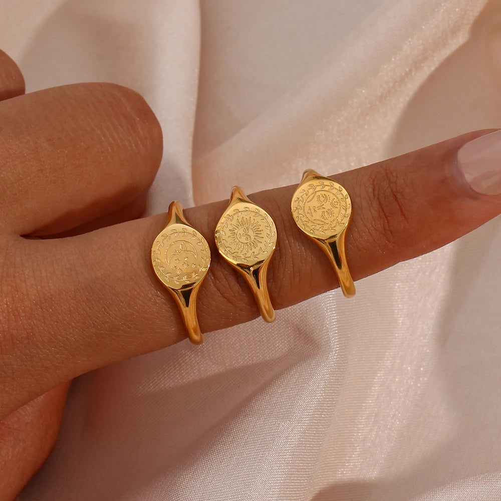 Personalized Custom Jewelry Tarnish Free Stainless Steel 18K Gold Godness Moon Sun Star Eagraved Signet Ring for Festive Gifts