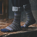 New Design Unisex Size Winter Warm Thick Cotton Knitting Socks Quality Vintage Ethnic Style Seamless Casual Crew Socks for Man