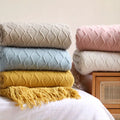 2026 Blanket Supplier Custom Wholesale Sofa Couch Bed Tassels Cable Texture Solid Pashmina Woven Knitted Tassels Blanket