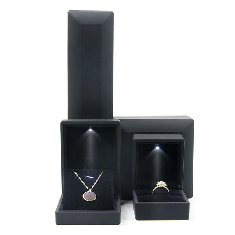 Spot or Custom Luxury Black Red Luxury Earring Bracelet Necklace Ring Led Jewelry Packaging Box Sets