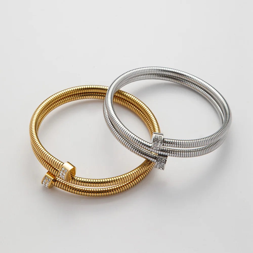 Stainless Steel Non Tarnish Multi Layer Stacked Jewelry 18k Gold Plated Zircon Open Bracelet Waterproof YF3937