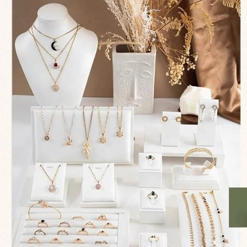 Mini Hangers Velvet Weeding Metal Box bar Counter Top Earring Necklace Ring Jewelry Mannequin Display Stand for Packaging