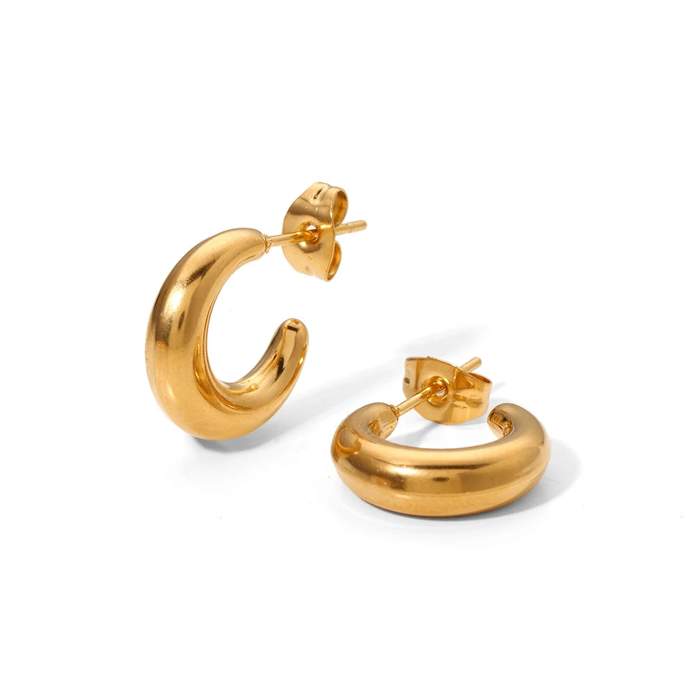 Dainty Stainless Steel PVD Plating 15mm Hollow Mini Size Hollow Hoop Earrings CC Shape Minimalist Jewelry