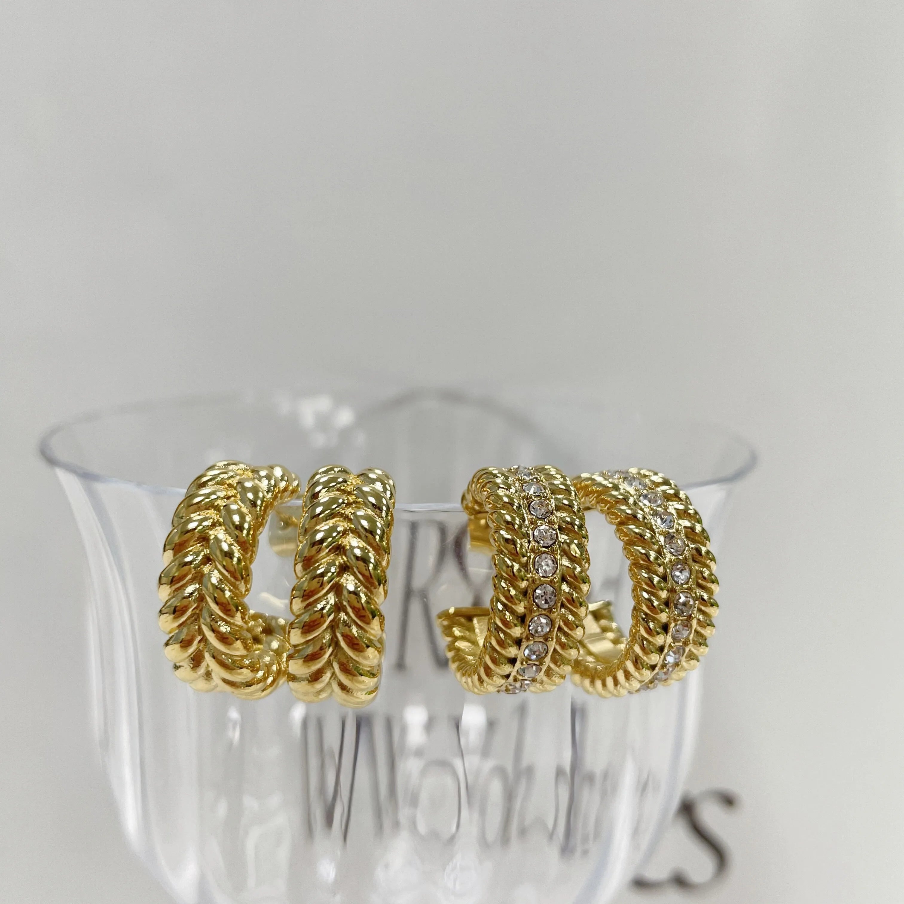 2022 Dainty Jewelry Twist Earrings Non Tarnish Stainless Steel 18k Gold Plated C Shaped Cz Earrings for Gift