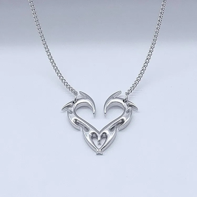 SC Popular Vintage Necklace Punk Hip Hop Necklace Fashion Gold Silver Heart Totem Pendant Necklace for Men