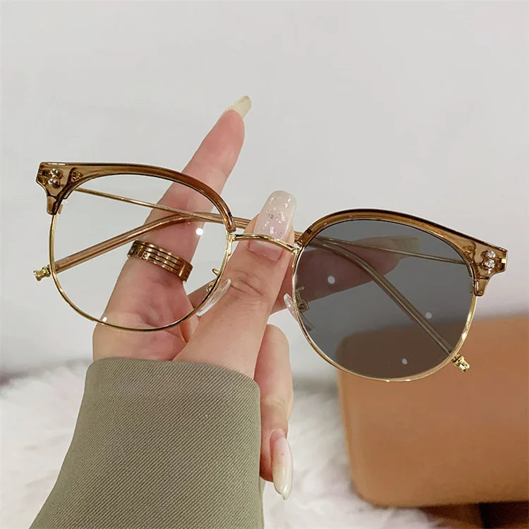2025 New Women Half Frame Metal Phototrogy Luxury Half Frame Metal Frame Blocking Photochromic Anti Blue Light Optical Glasses
