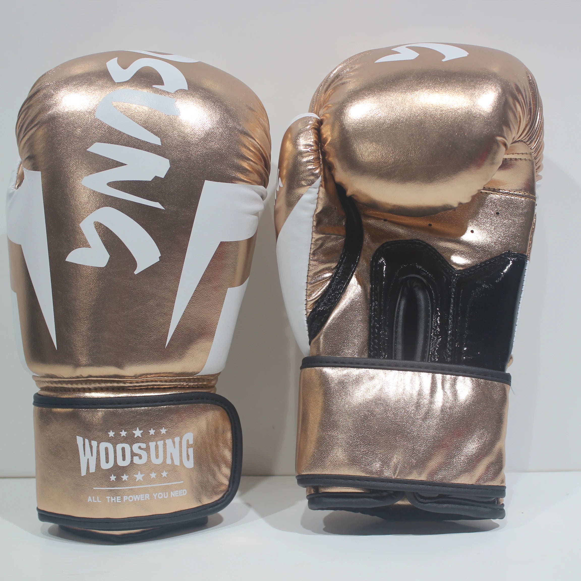 Custom Made Black Professional Boxing Gloves Martial Arts Equipment