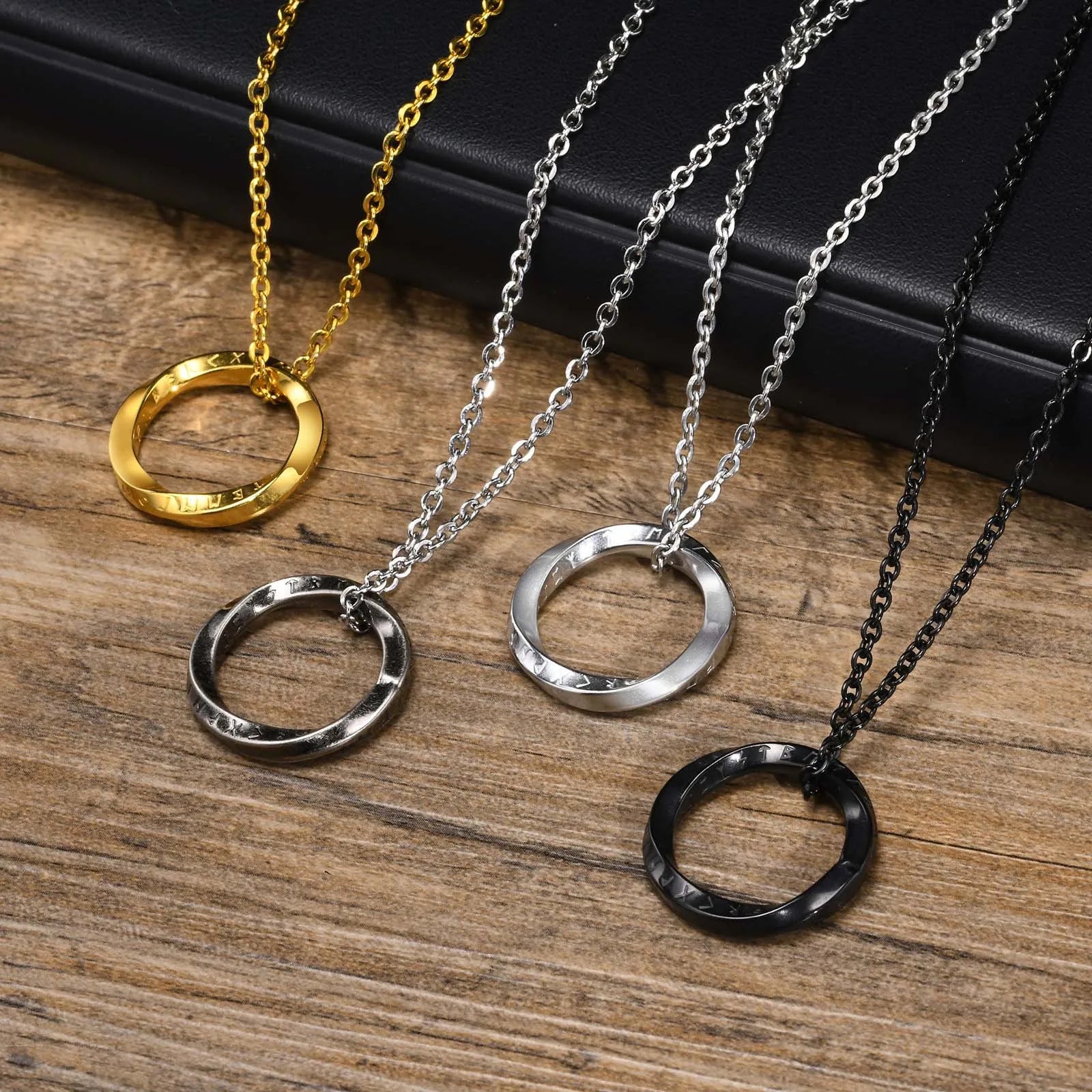 Fashion Personalized Stainless Steel Viking Mobius Ring Pendant Necklace for Men Fashion Jewelry PN-1708