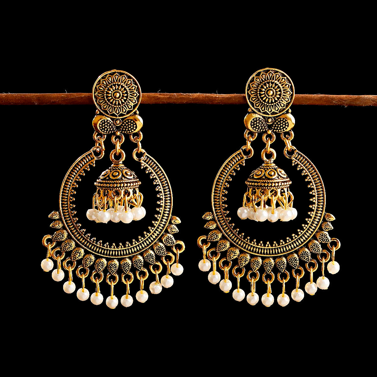 Classic Women's Gypsy Gold Flower Wedding Earrings Boho Jewelry Ladies Retro Tassel Indian Jhumka Earrings Oorbellen Hangers