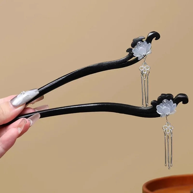 Vintage Black Lotus Imitation Sandalwood Hairpin for Women Chinese Style Fringe Wood Hair Stick Hairpin Hair Accessories