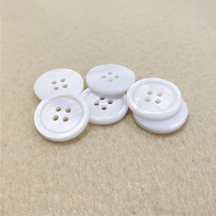 Hot Sale Flat Round 4-hole Fashion Shirt Button Sewing Four Holes White Shell Buttons