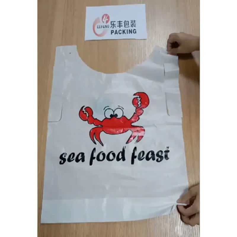High Quality Factory Cheap Price Disposable Pe Cpe Crab Plastic Apron BBQ Adult Bibs Aprons for Food Processing
