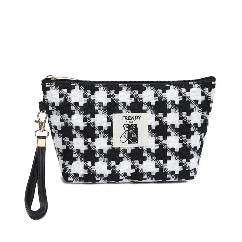 2023 Fashion Classic Tweed Plaid Style Storage Package Outdoor Travel Makeup Bag