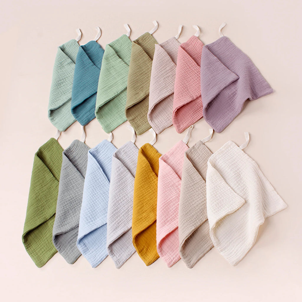 Wholesale Newborn 100% Cotton 4 Layers Soft Baby Washcloths Gauze Muslin Baby Drool Bibs Burp Cloth
