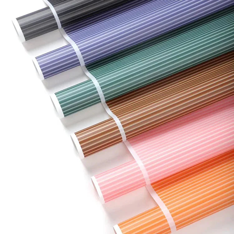 Best Selling  Wholesale Korean  Bouquet Waterproof Frame Gift Flower Wrapping Paper