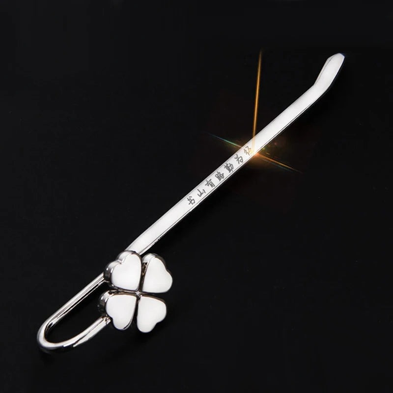 Four-Leaf Clover Crochet Book Mark New Design Metal Swan Neck Bookmark Hook Casting Technique for Gift