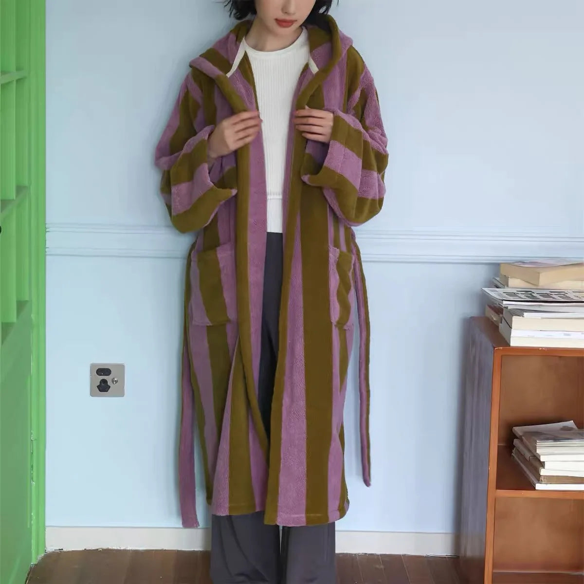 Wholesale Custom Pantone Color Bath Robe Large Collar Absorbent Robe Terry Cloth Striped Bathrobe with Binding