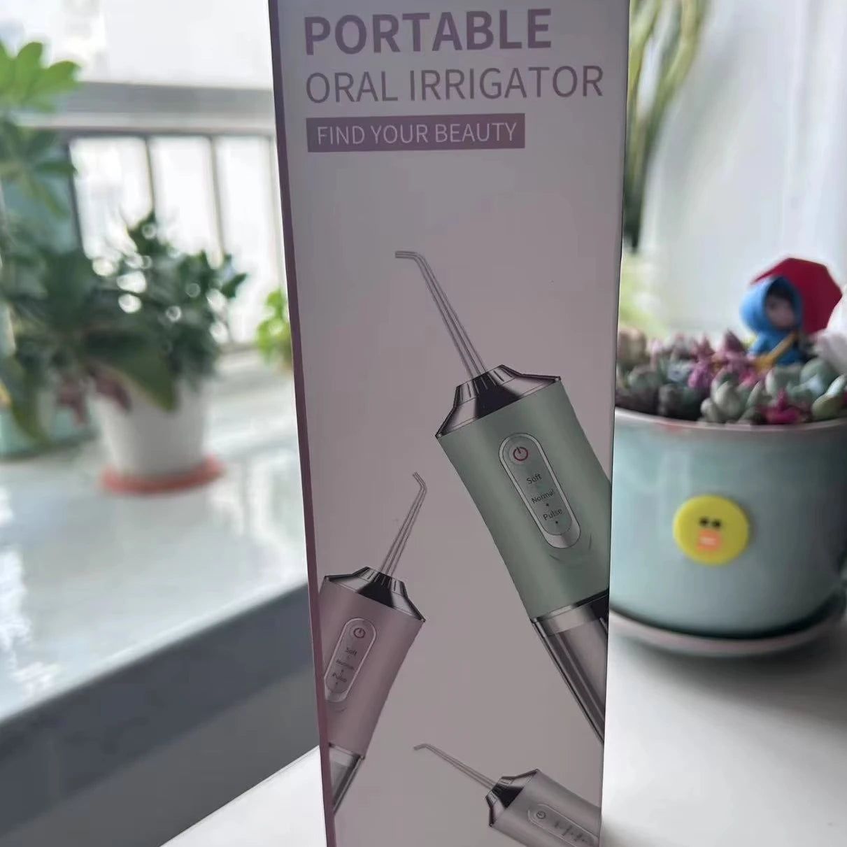 4-in-1 Dental Flosser Used for Cleaning Teeth Cordless Dental Flosser Oral Irrigator Spray Tip Powerful Rinse Portable