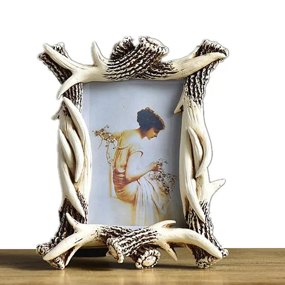 Vintage Rustic Style Handmade Eco-Friendly Durable Lightweight Resin Photo Frame with Wall Mount for Wedding Home Decor