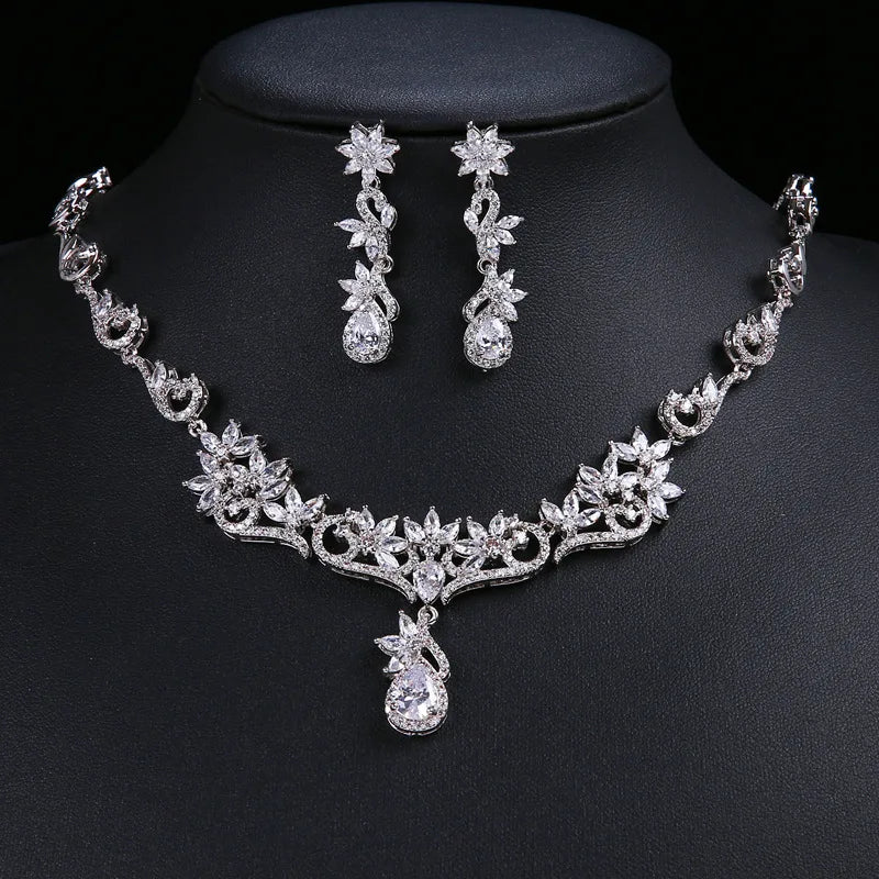 New Arrival Crystal Wedding Bridal Jewelry Set Elegant Leaf Flower Zircon Earring Necklace Set for Women Girls Girls