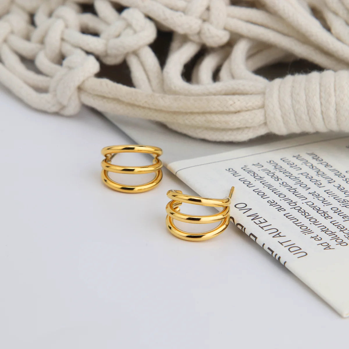 Chris April in Stock Fashion Jewelry 316L Stainless Steel PVD Gold Plated Triple Lines Hoop Earrings for Women