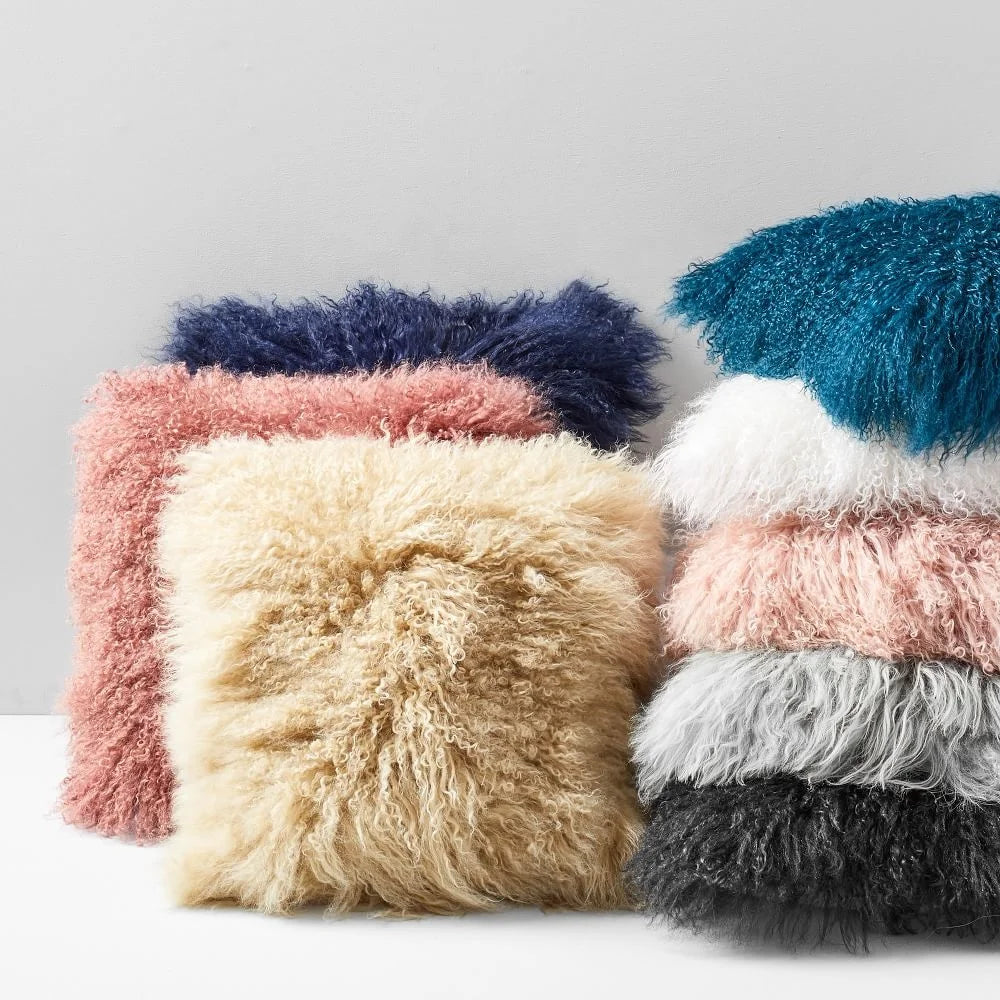 Custom Color Wholesale Tibetan Sheepskin Fur Cushion Luxury Square Natural Long Curly Fur Pillow Cover for Home Hotel Use