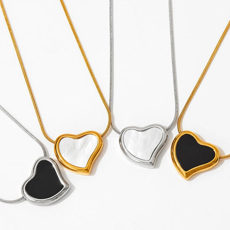 Non Tarnish Fashion 18K Gold Plated Titanium Jewelry Accessories Heart Shape Clavicle Necklace Jewelry for Women