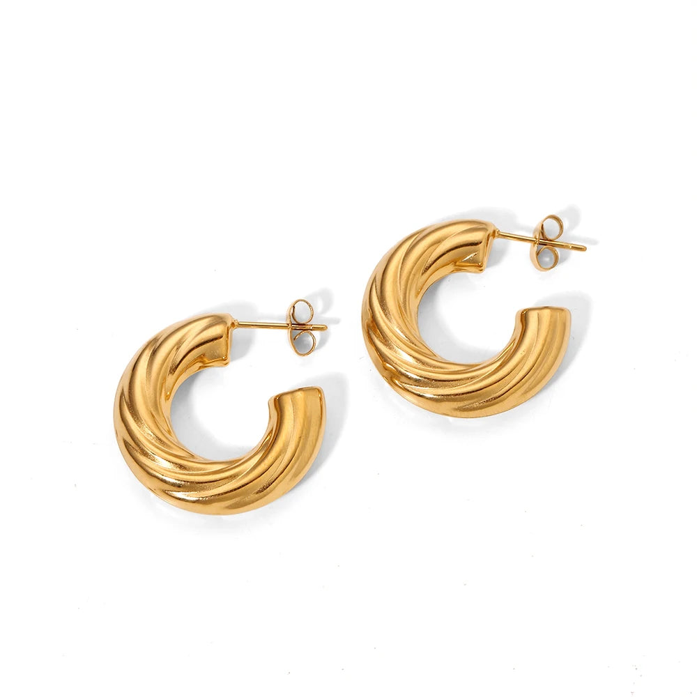 25MM Hollow Stainless Steel 18K Gold Plated Twisted CC Shape Hoop Earrings for Women Waterproof Jewelry