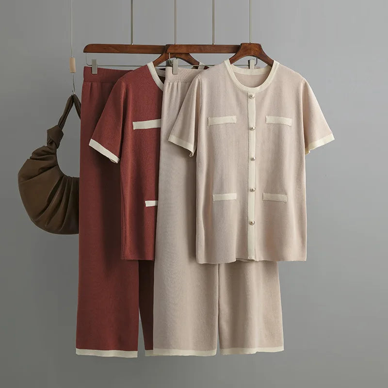 One Size Round Neck Single Breasted Contrasting Short Sleeved Top High Waisted Versatile Wide Leg Knit Pants Two-piece Set