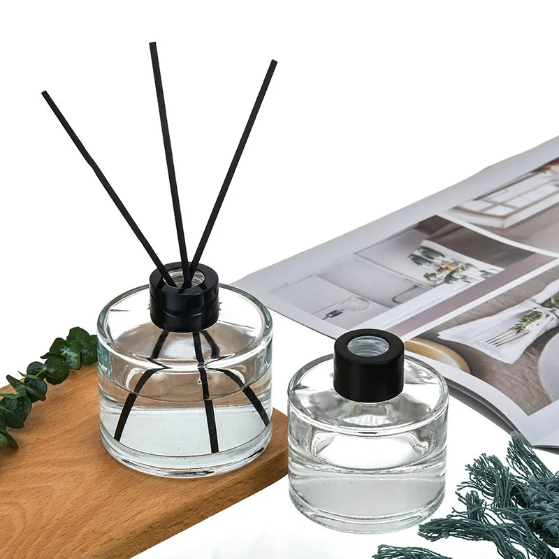 100ml 150ml Wholesale Clear Screen Printed Rubber Stopper Modern Round Reed Diffuser Glass Bottle OEM/ODM Carton Packed