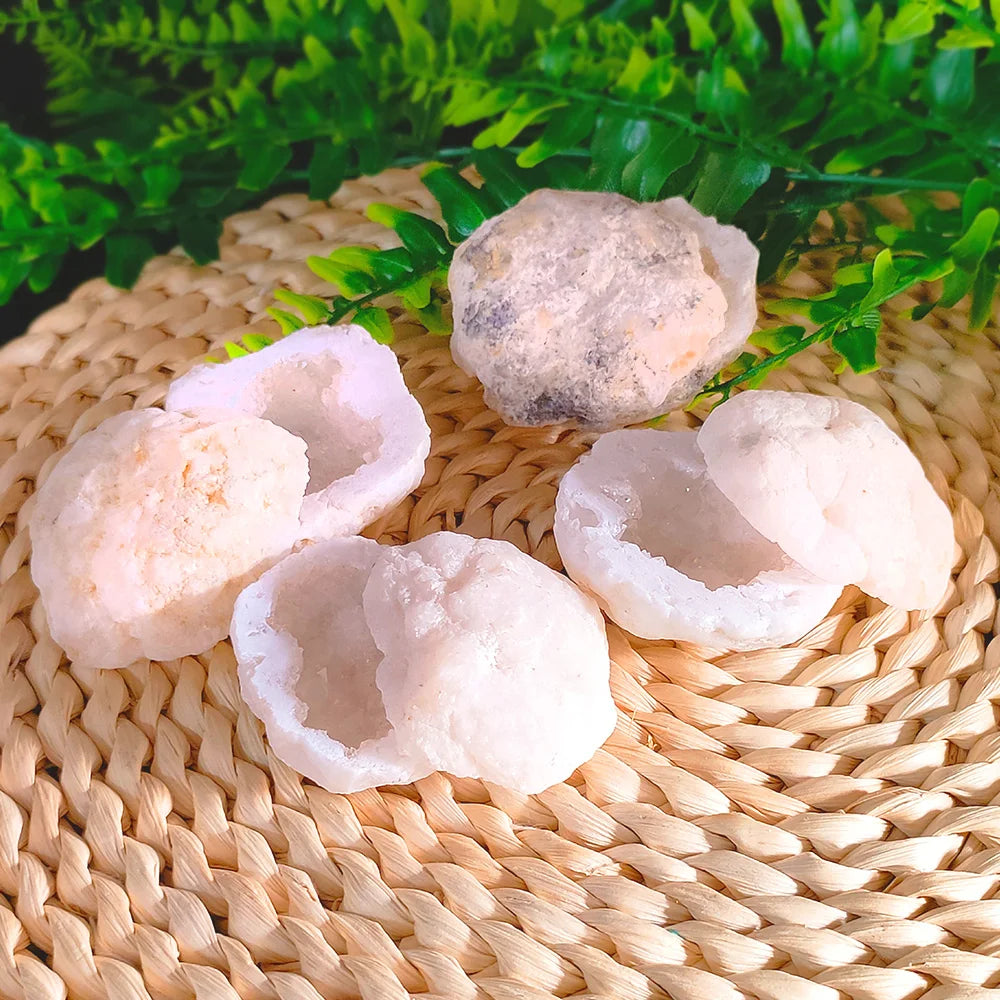 Wholesale Crystal Crafts Natural Agate Geode Healing Stones Gemstone Mineral Specimen