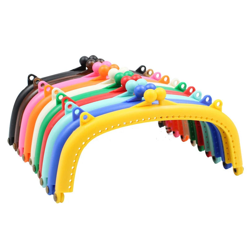 For Deepeel MHD031 16cm Classic Style Multiple Colour Handbag Handles Bag Kiss Clasp Lock Frame Decorative Plastic Purse Frame