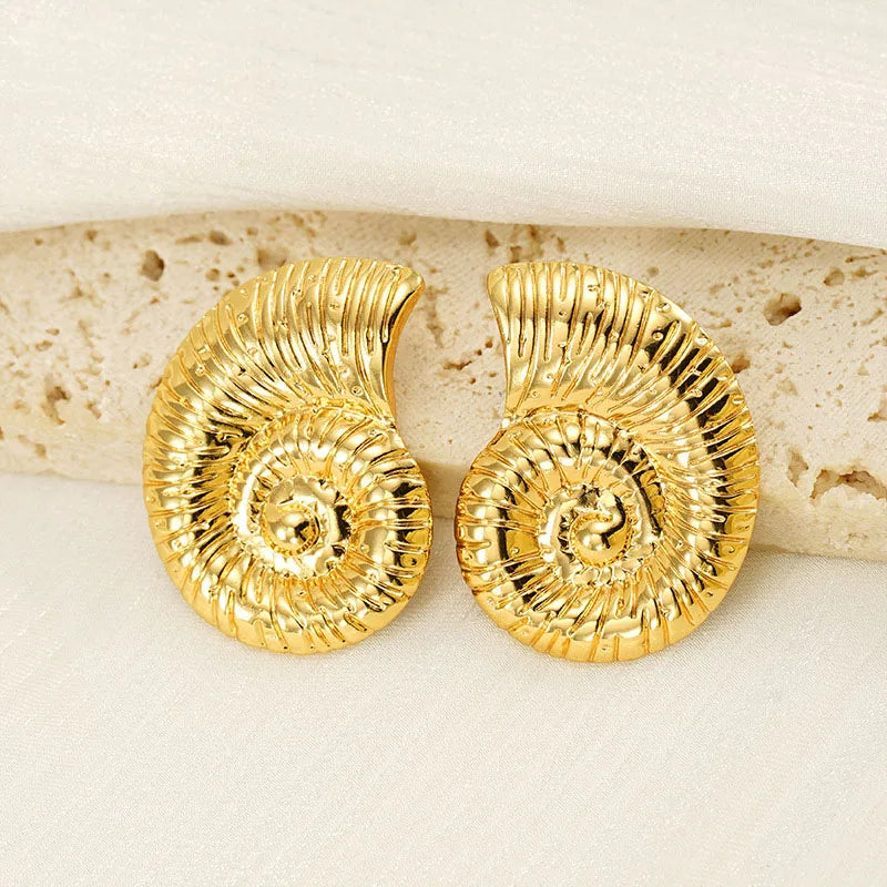 New Arrival Fashion Beach Conch Earrings Stainless Steel Degree 18k Gold Earrings Ladies Exaggerated Jewelry