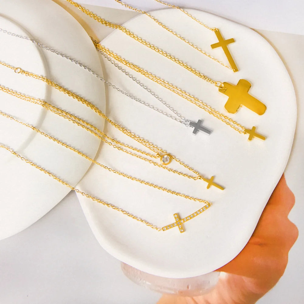 Fashion Cross Pendant Necklace Jewelry 14k 18k PVD Gold Stainless Steel Christian Jesus Cross Pendant Necklace for Men Women