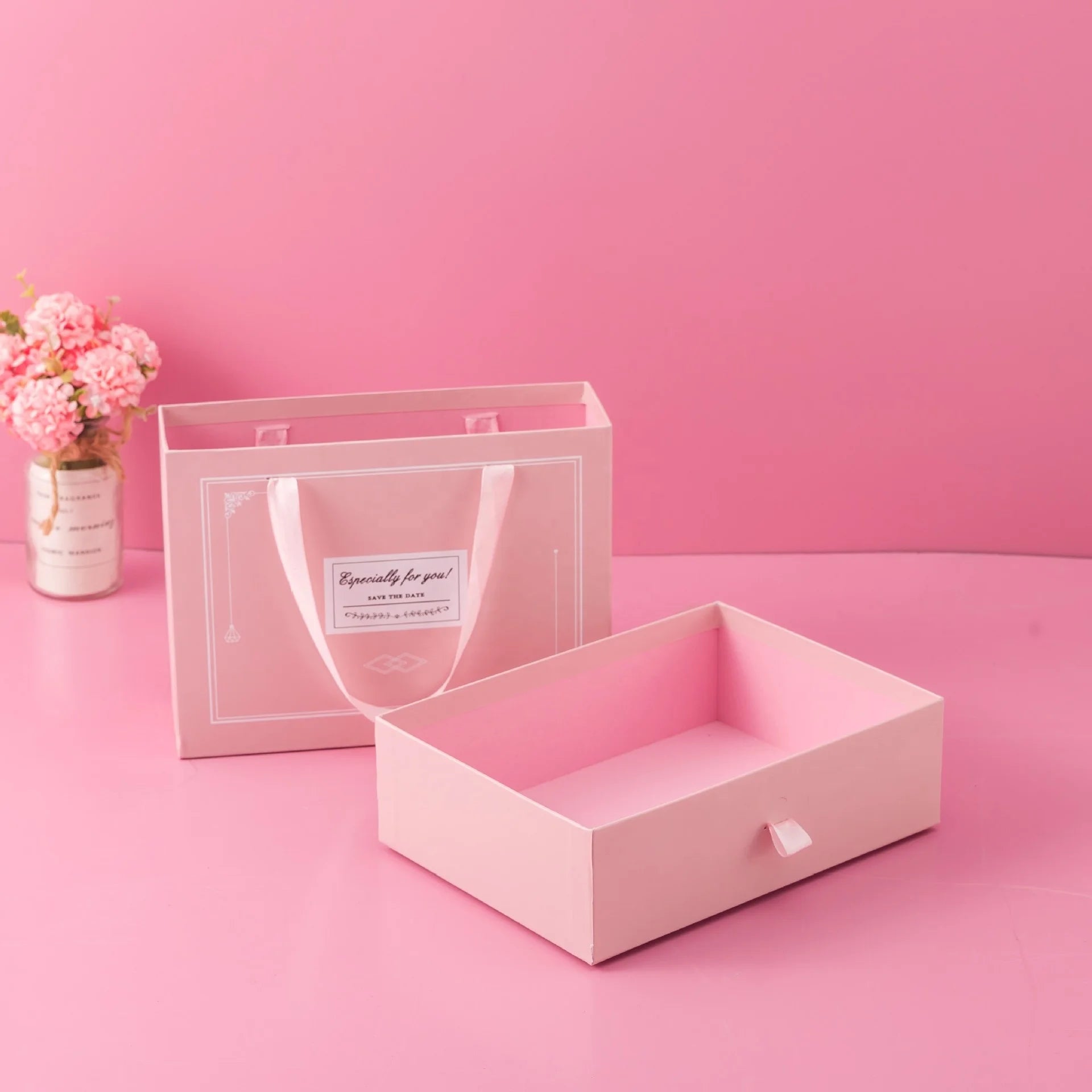 Customized Luxury pink Cardboard Drawer Box Box Gift Box with Drawer Packaging with Ribbon