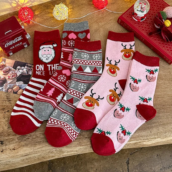 Youki Autumn and Winter Cartoon Cute Jacquard Deer Warm Cotton Christmas Socks for Women