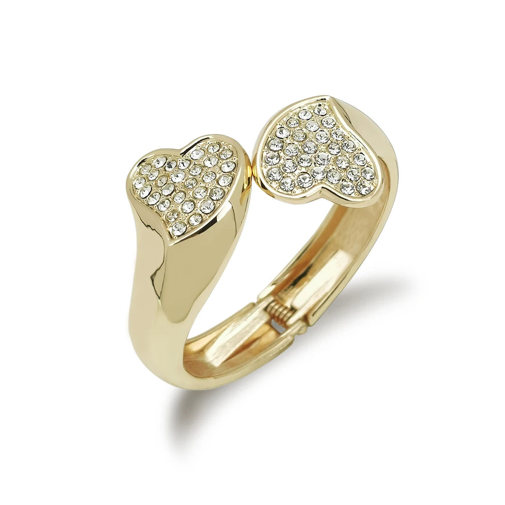 Trendy Gold Plated Heart Bracelet Inlay Rhinestones Chunky Alloy Statement Cuff Bangle for Women Fashion Costume Accessories