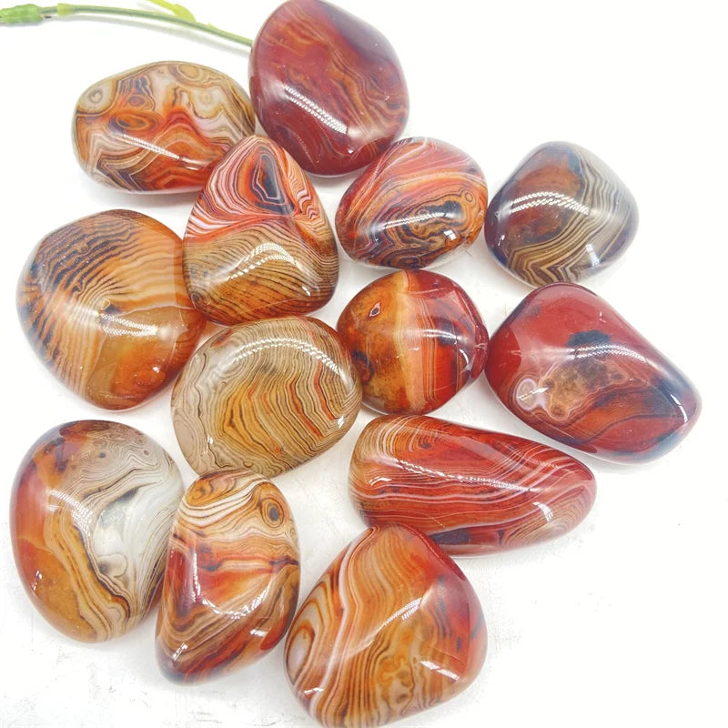 Wholesale Natural Crystal Gemstone Sardonyx Palm Stone Polished Silk Agate Tumbles Palm Stone for Decoration