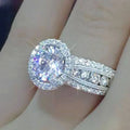 Huitan S925 Exquisite Round Brilliant Cubic Zirconia Band Ring for Bridal Wedding 925 Sterling Silver CZ Rings for Women Jewelry