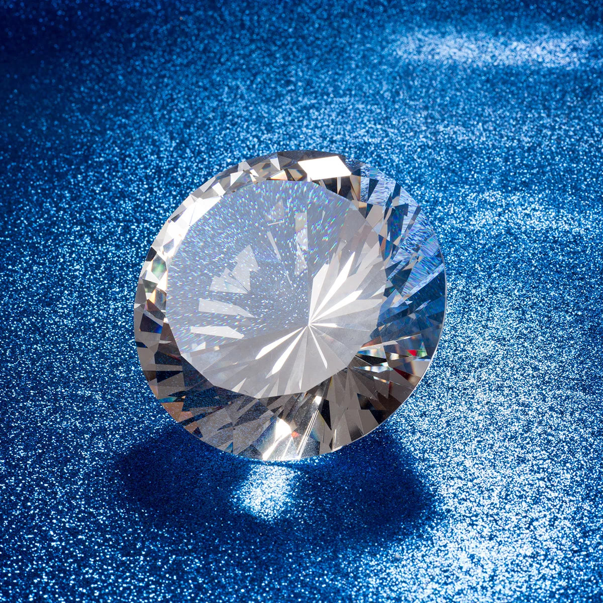 Polished 60mm Glass Crystal Diamond Paperweight for Home Decoration Wedding Decor and Souvenir Gifts