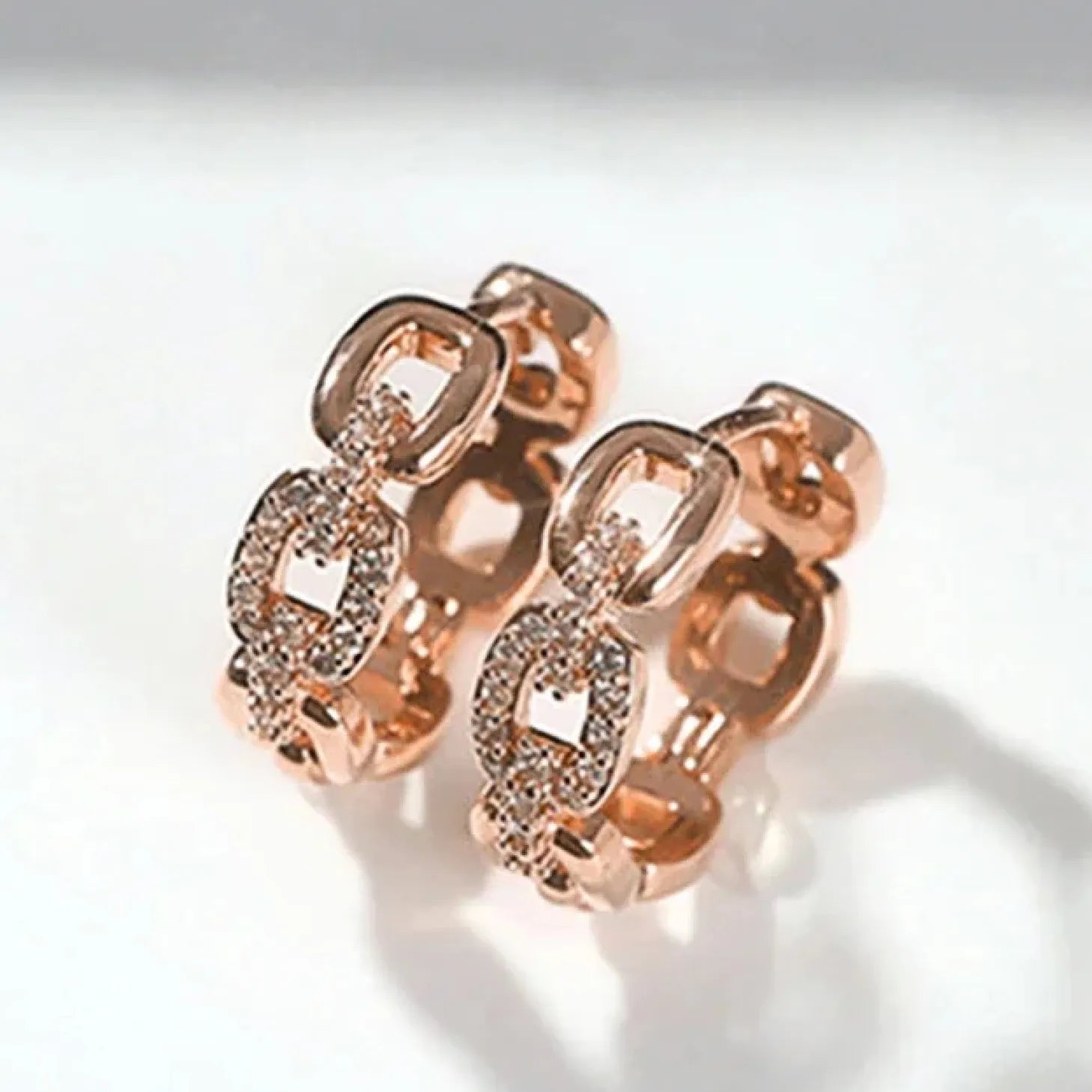 CAOSHI OEM Custom Exquisite Chain Design Full Imitated Moissanite Earrings for Women Wedding Rose Gold Plated CZ Hoop Earrings
